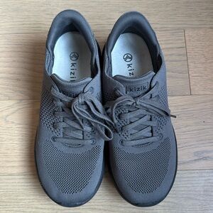 Great condition men’s Lima Kizik sneakers